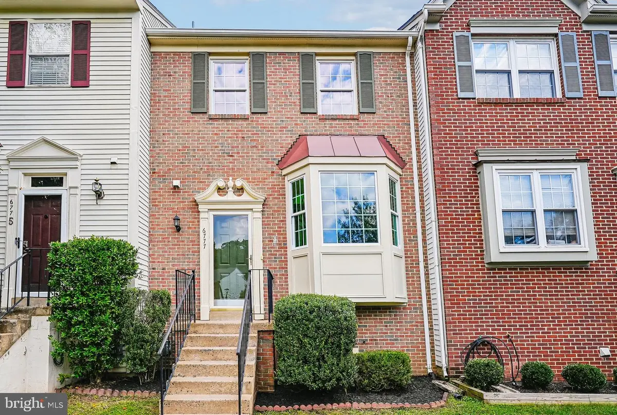 6777 Jenny Leigh Ct, Centreville, VA 20121 - #1