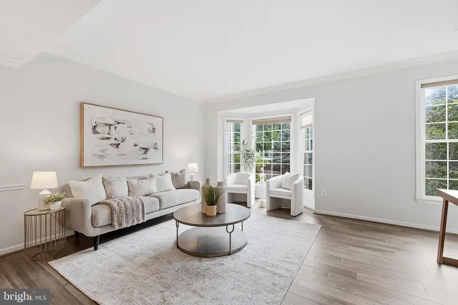 3105 Sutherland Hill Ct, Fairfax, VA 22031 - #3