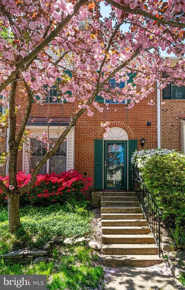 5706 Lakeside Oak Ln, BURKE, VA 22015