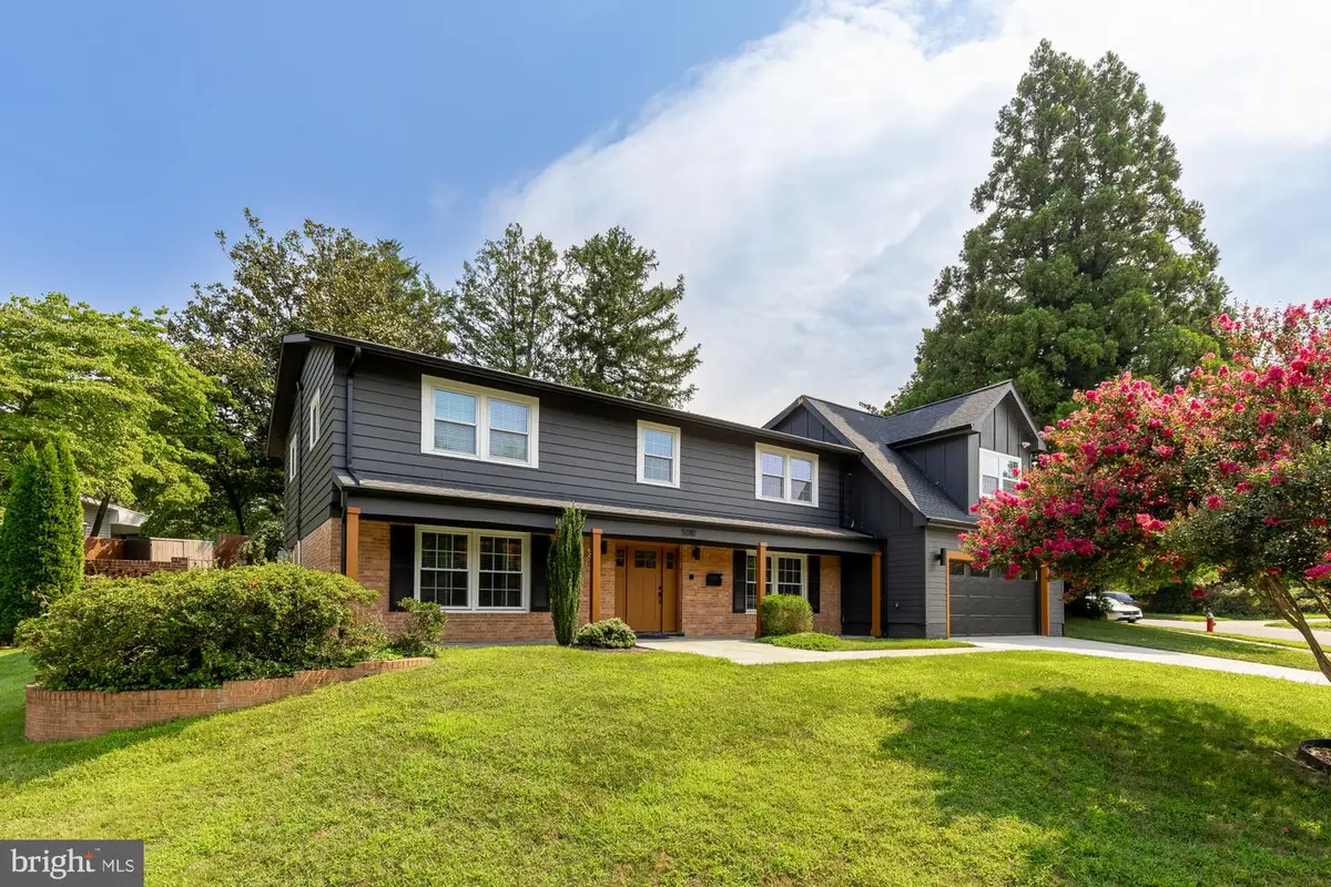 5010 King Richard Dr, Annandale, VA 22003 - #1