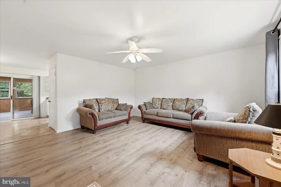 2603 Seskey Glen Ct, Herndon, VA 20171 - #2