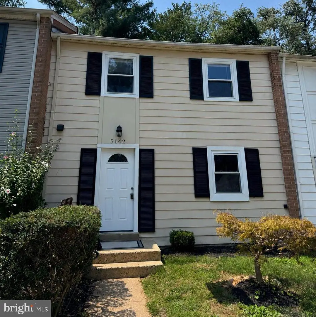 5142 Dahlgreen Pl, Burke, VA 22015 - #1