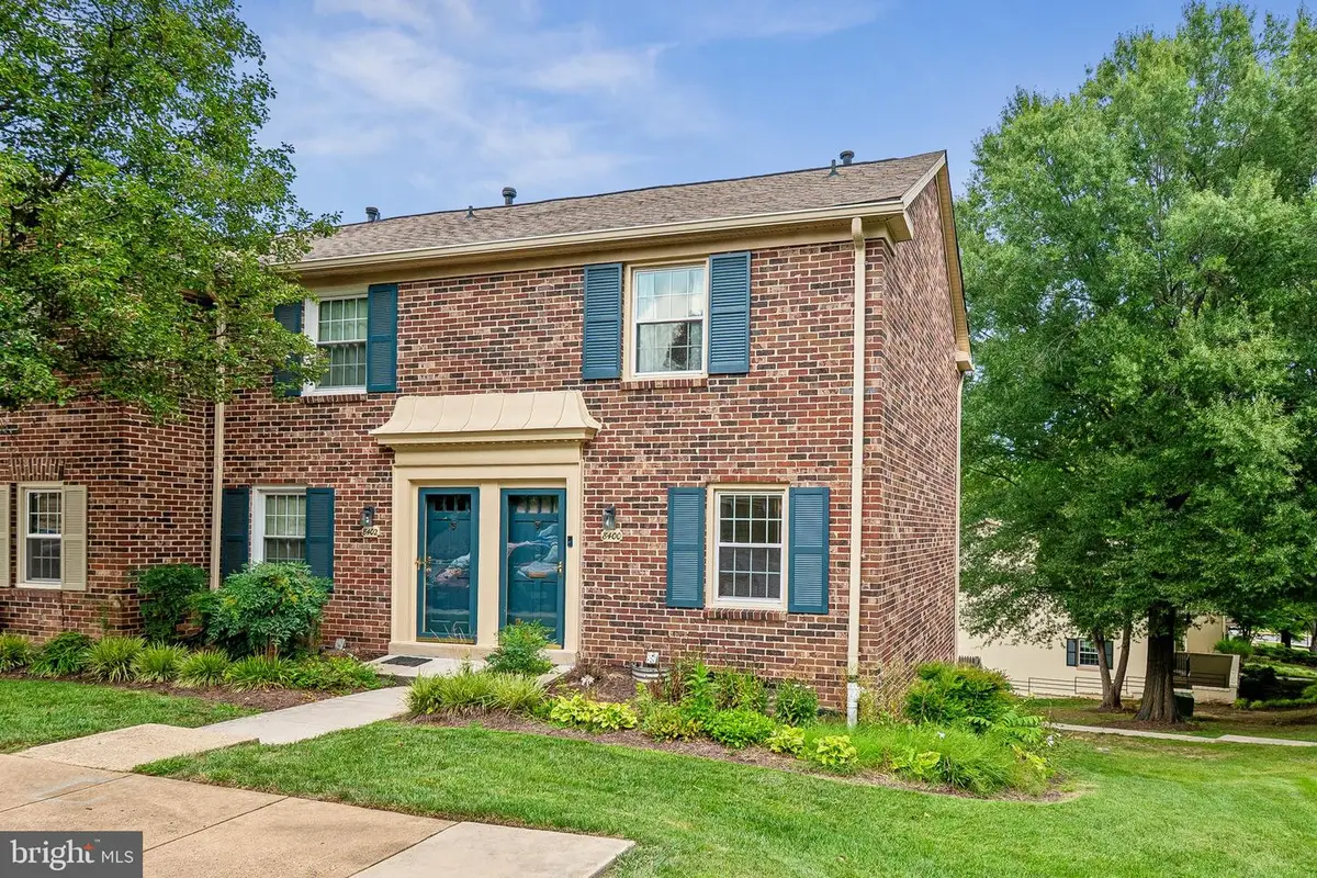 8400 Penshurst Dr #583, Springfield, VA 22152 - #1