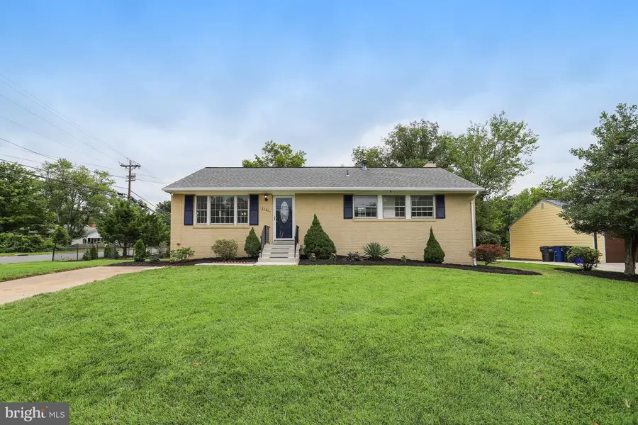 5701 Ottawa Rd, Centreville, VA 20120 - #3