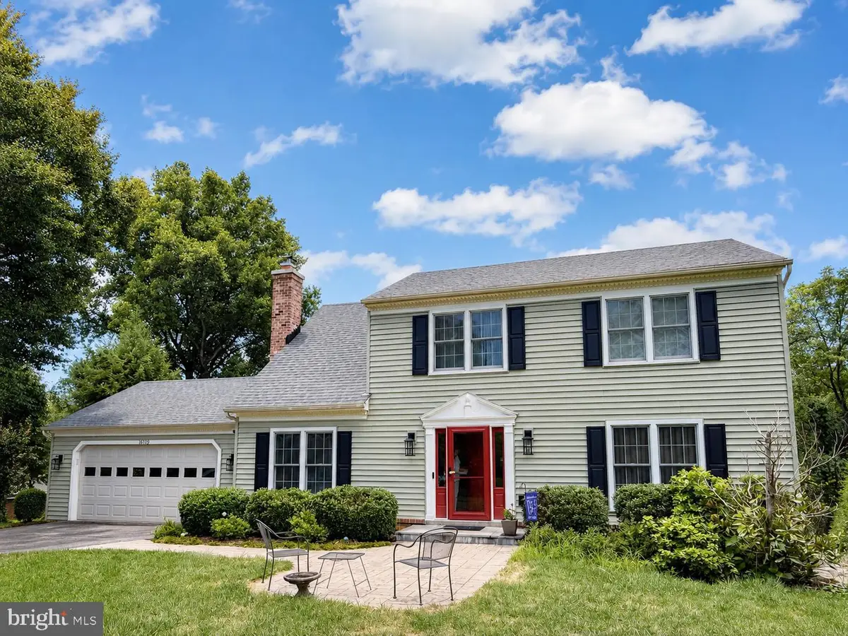 6102 Queens Brigade Ct, Fairfax, VA 22030 - #1