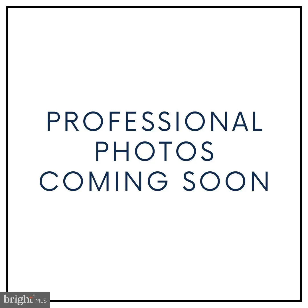 14740 Winterfield Ct, Centreville, VA 20120 - #1