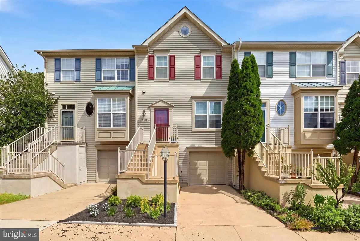6389 Saint Timothys Ln, Centreville, VA 20121 - #1