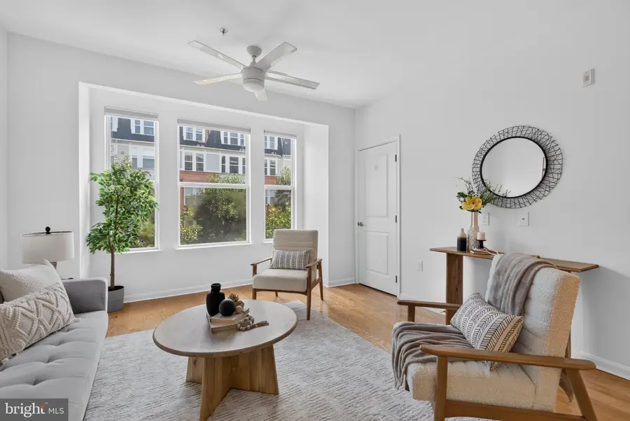 2665 Prosperity Ave #318, Fairfax, VA 22031 - #3