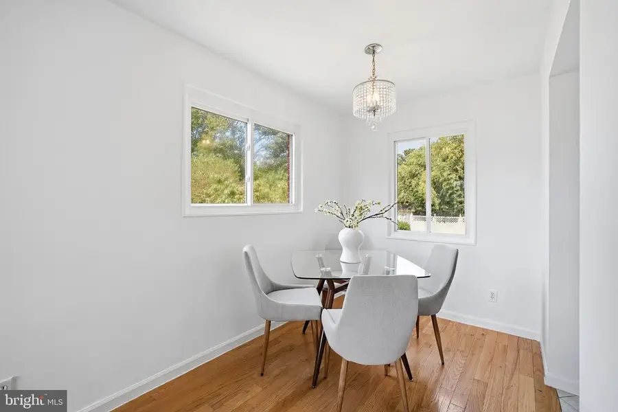 7018 Strathmore St, Falls Church, VA 22042 - #3