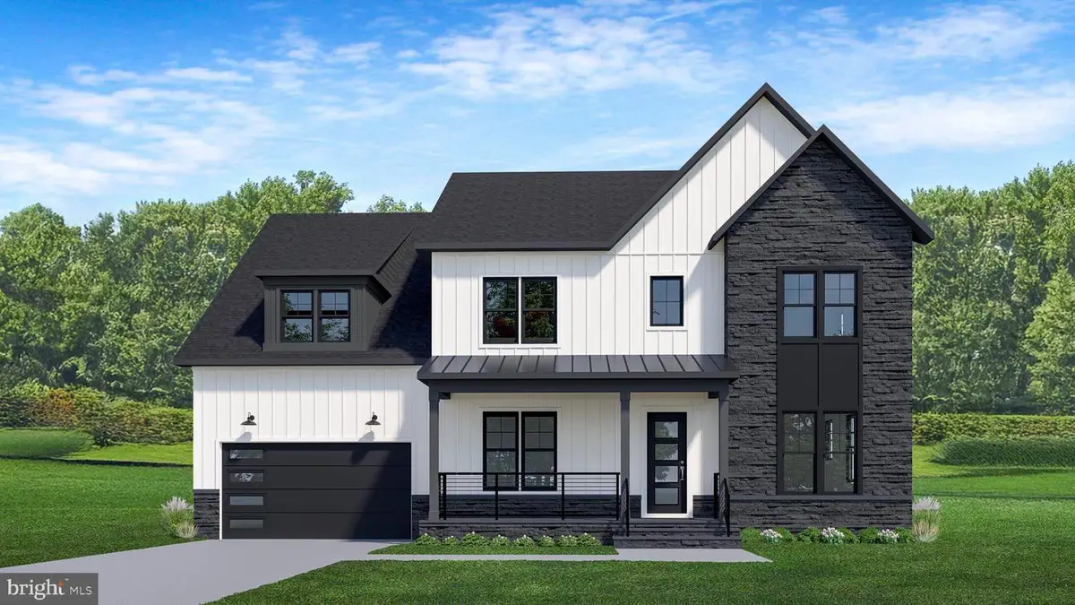 318 Center St N, Vienna, VA 22180 - #1