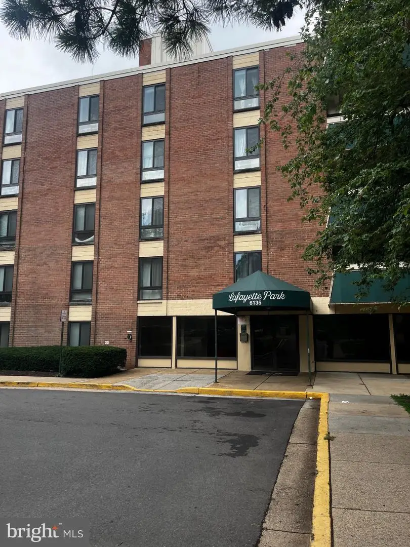 6135 Leesburg Pike #305, Falls Church, VA 22041 - #1