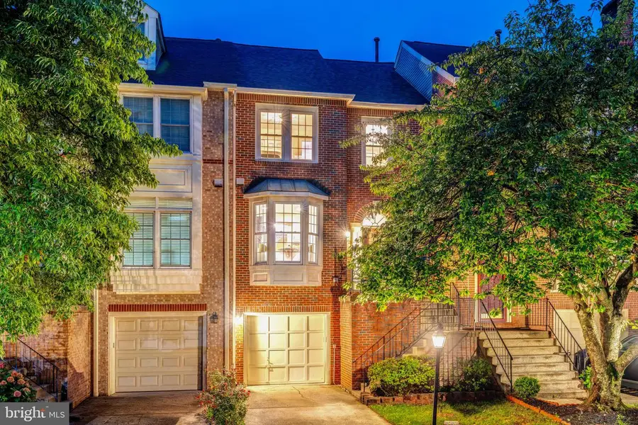 3839 Inverness Rd, Fairfax, VA 22033 - #2