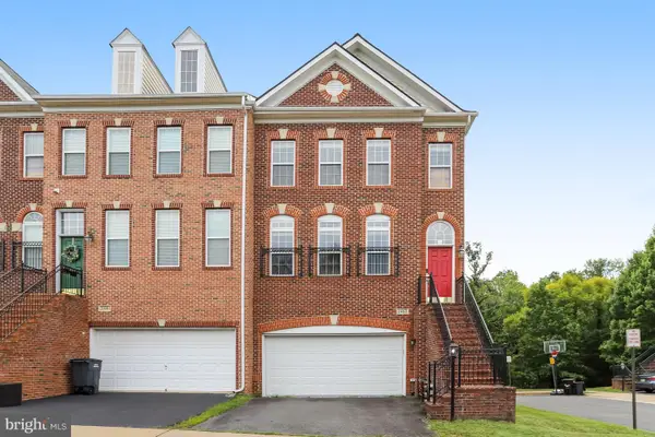 2463 Silk Ct, HERNDON, VA 20171