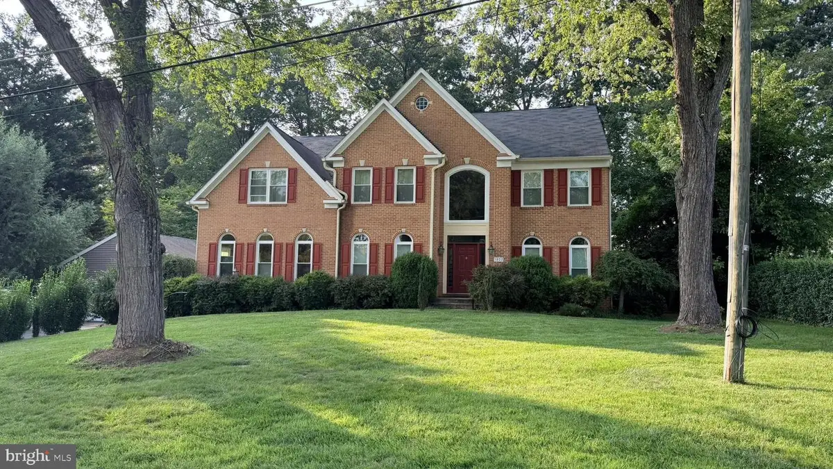 7822 Thor Dr, Annandale, VA 22003 - #1