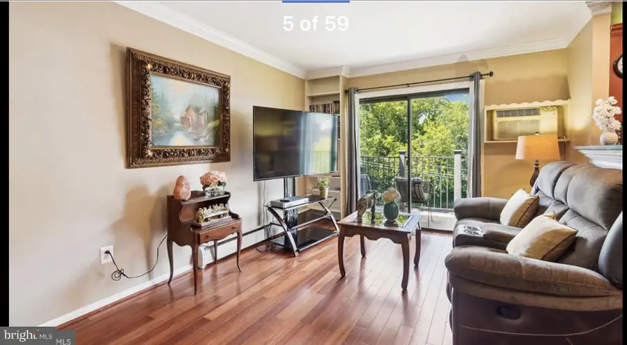 2844 Annandale Rd #316, Falls Church, VA 22042 - #2