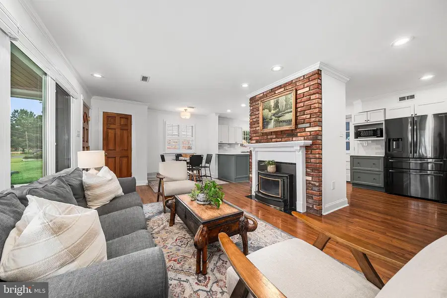 8003 Jackson Rd, Alexandria, VA 22308 - #2