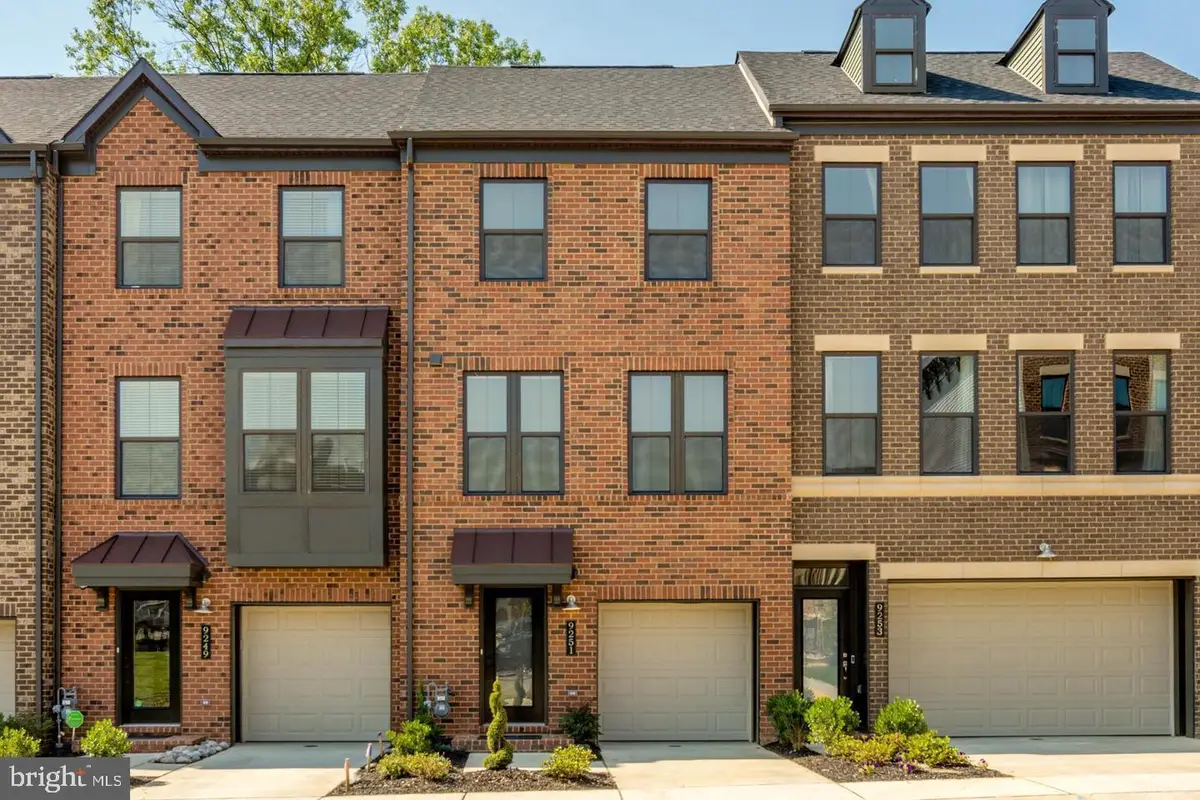 9251 Wood Violet Ct, Fairfax, VA 22031 - #1