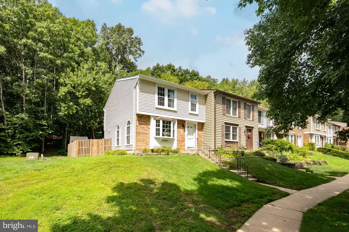 7428 Golden Horseshoe Ct, Springfield, VA 22153 - #1