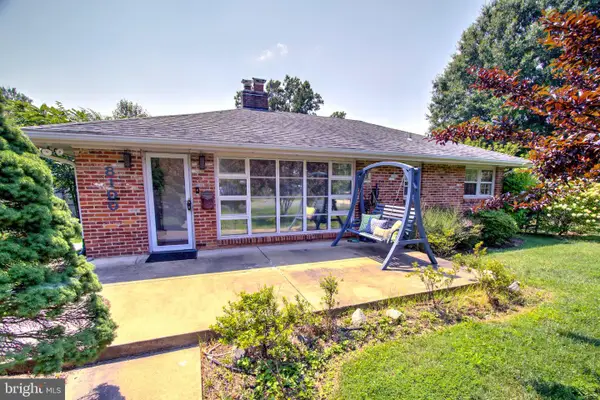 8100 Carlyle Pl, ALEXANDRIA, VA 22308