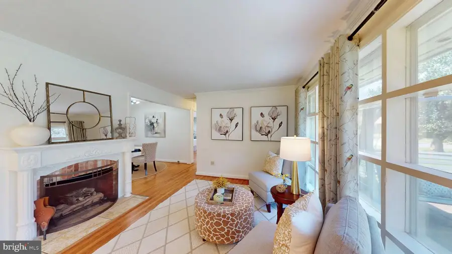 8100 Carlyle Pl, Alexandria, VA 22308 - #2
