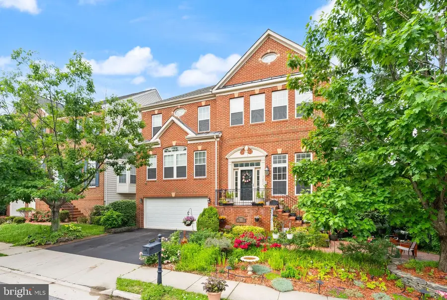 7202 Gray Heights Ct, Alexandria, VA 22315 - #2