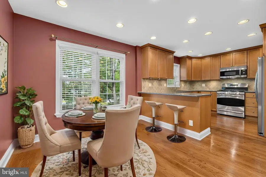 7509 Amesbury Ct, Alexandria, VA 22315 - #3