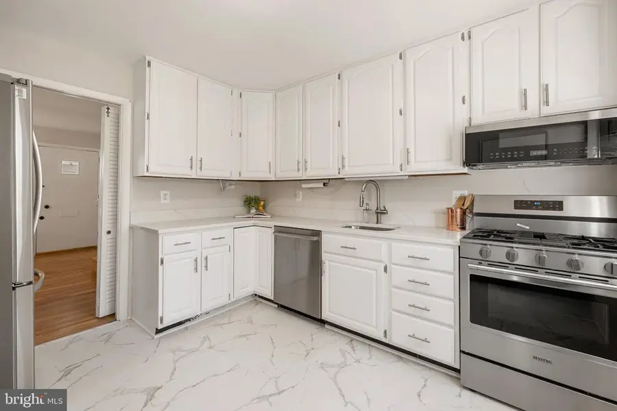 7214 Reservoir Rd, Springfield, VA 22150 - #3