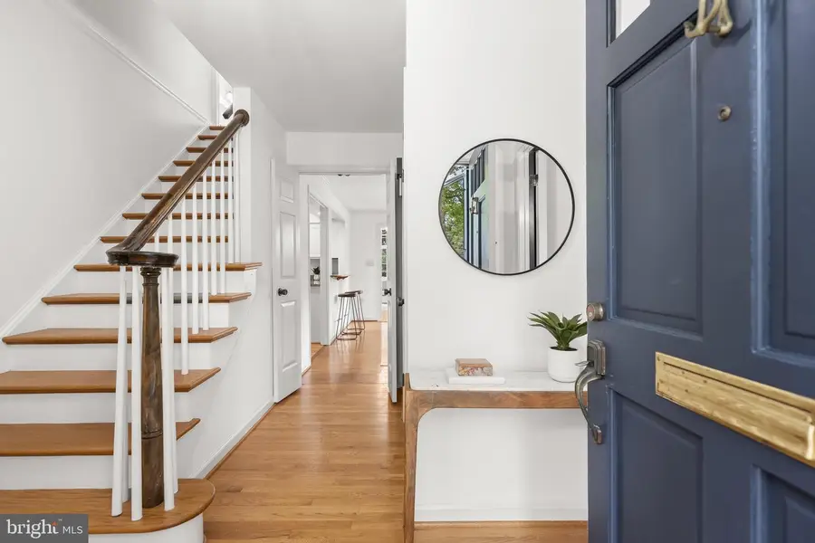 3047 Holly St, Falls Church, VA 22044 - #3