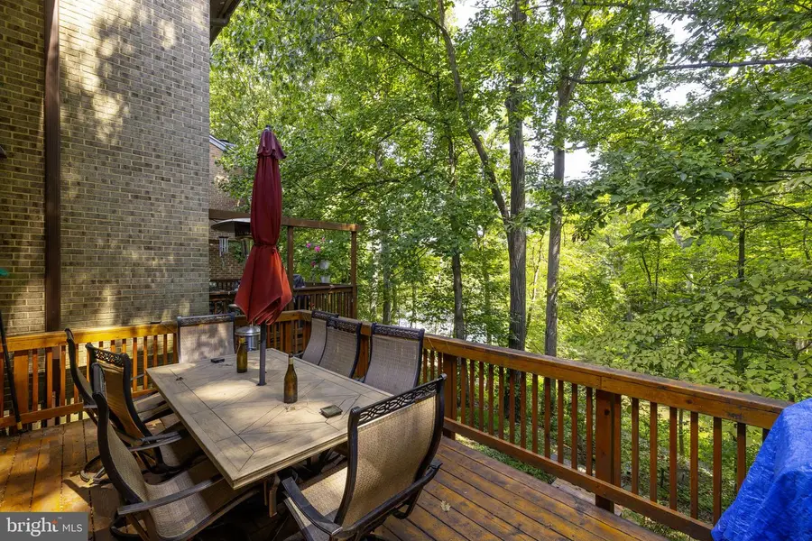 5723 Waters Edge Landing Ct, Burke, VA 22015 - #3