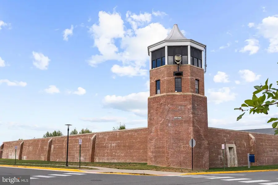 9073 Power House Rd #105, Lorton, VA 22079 - #2