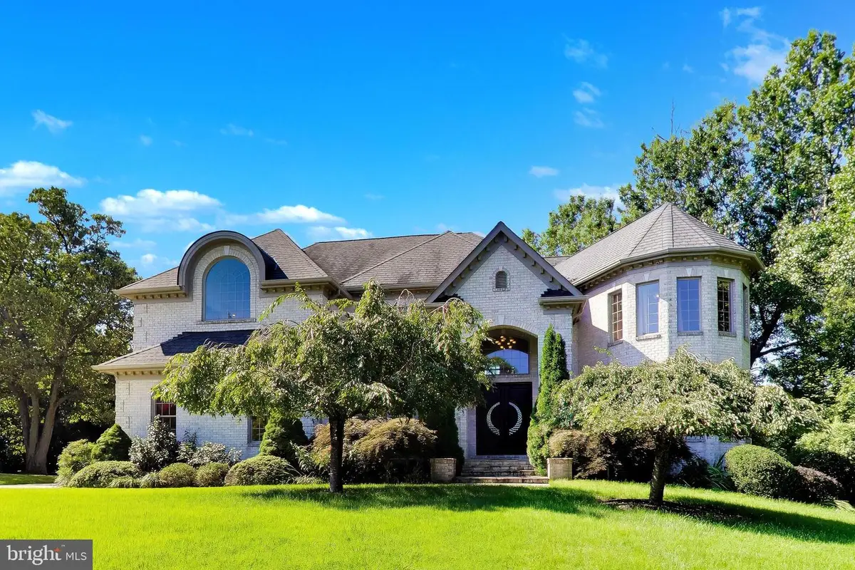 6639 Locust Way, Annandale, VA 22003 - #1