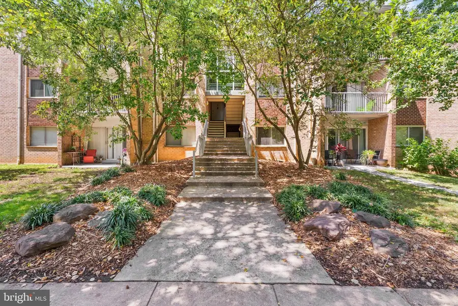 8004 Chanute Pl #3, Falls Church, VA 22042 - #3