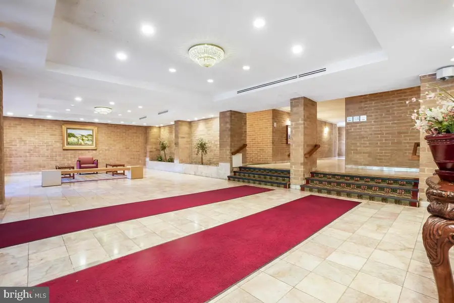 3101 S Manchester St #318, Falls Church, VA 22044 - #3