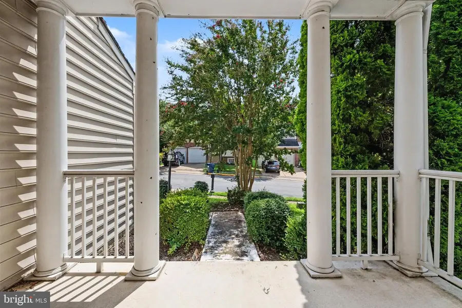 7660 Henry Knox Dr, Lorton, VA 22079 - #3