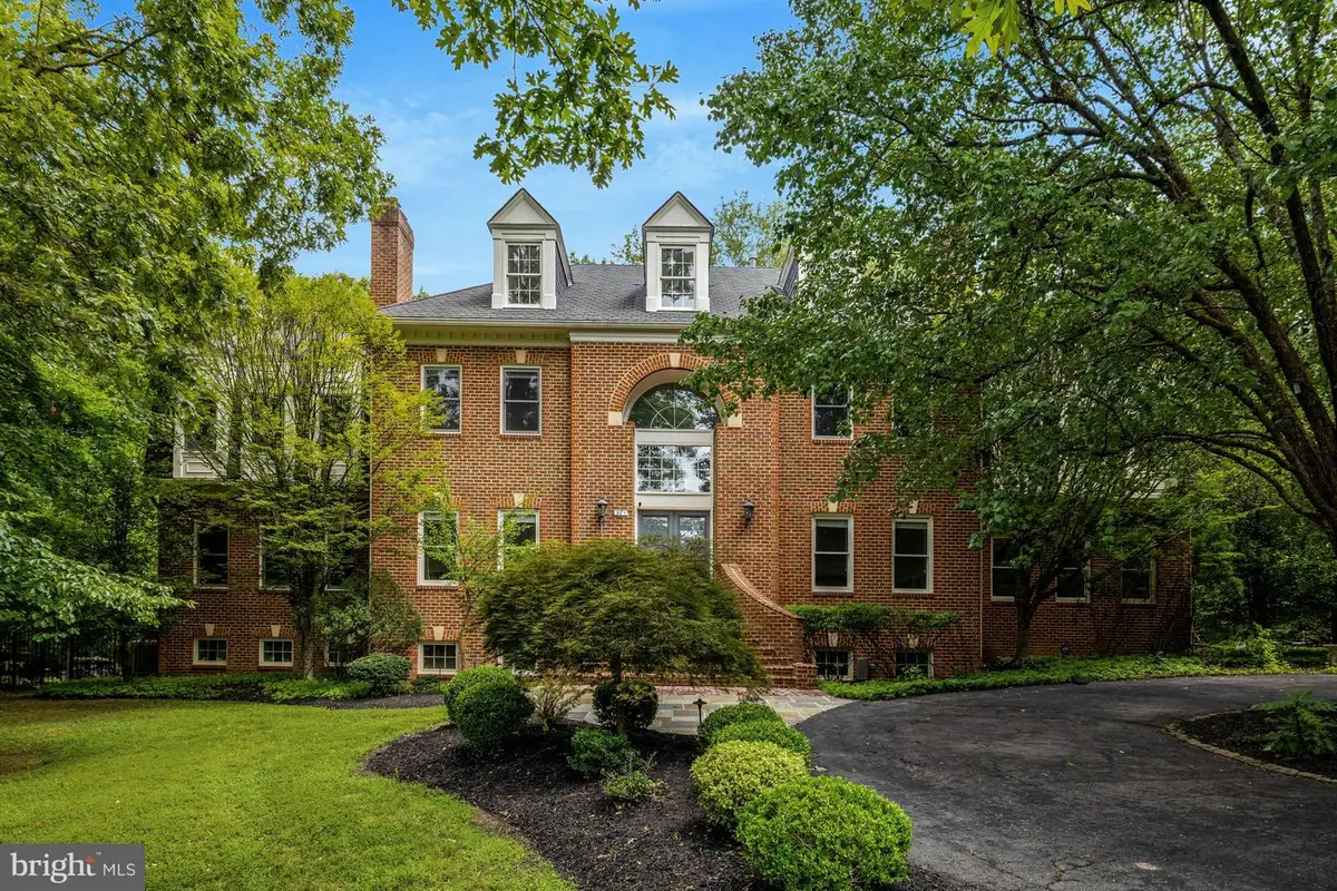501 Seneca Green Way, Great Falls, VA 22066 - #1