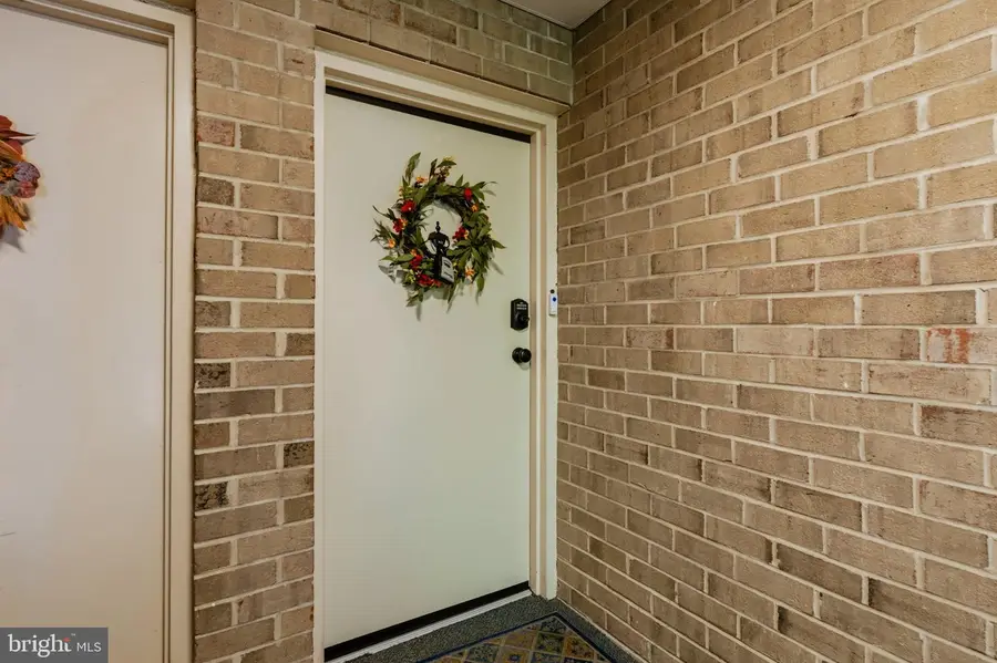11561 Rolling Green Ct #13/201c, Reston, VA 20191 - #3