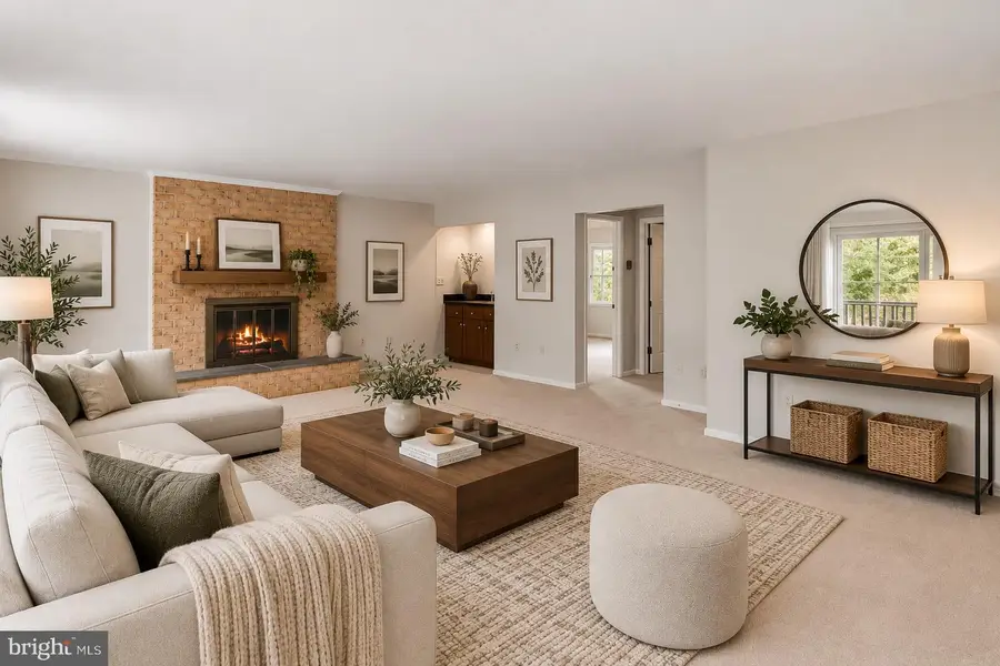 1824 Abbey Oak Dr, Vienna, VA 22182 - #3