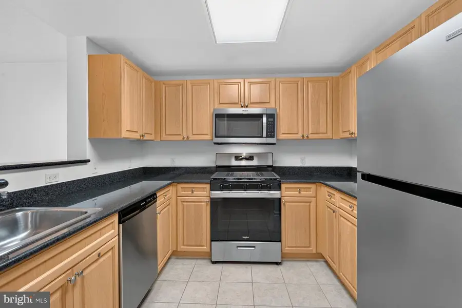2726 Gallows Rd #101, Vienna, VA 22180 - #3