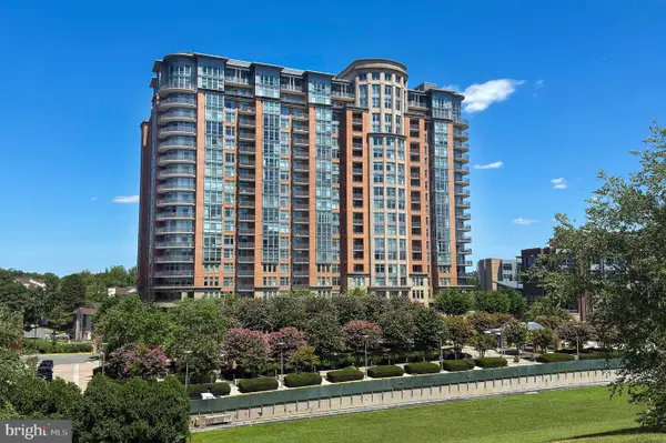 8220 Crestwood Heights Dr #1603, MCLEAN, VA 22102