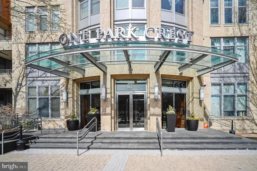 8220 Crestwood Heights Dr #1603, McLean, VA 22102 - #2