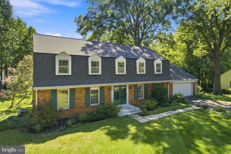 4200 Pickering Pl, Alexandria, VA 22309 - #2