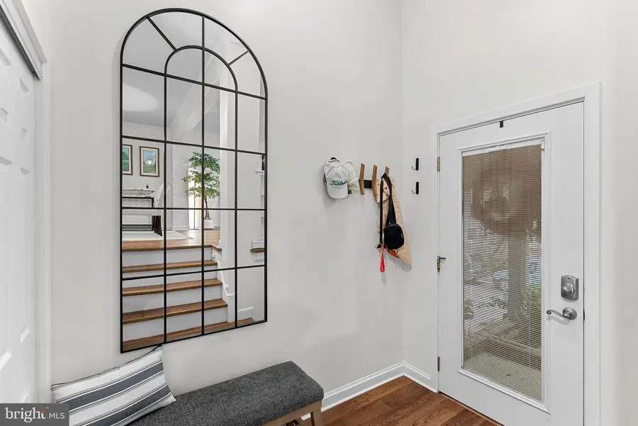 1604 Apricot Ct, Reston, VA 20190 - #3