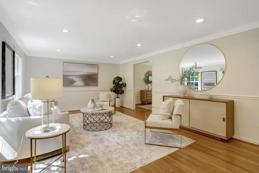 9320 Fairfax St, Alexandria, VA 22309 - #3