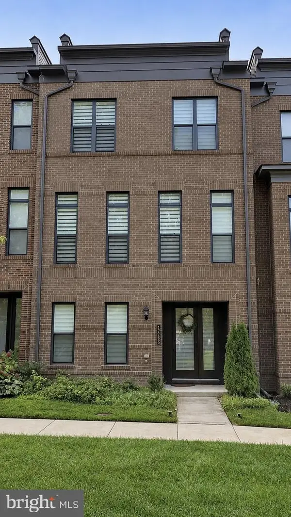 12288 Sessile Cmns, FAIRFAX, VA 22030