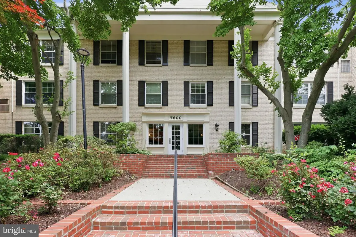 7600 Tremayne Pl #110, McLean, VA 22102 - #1