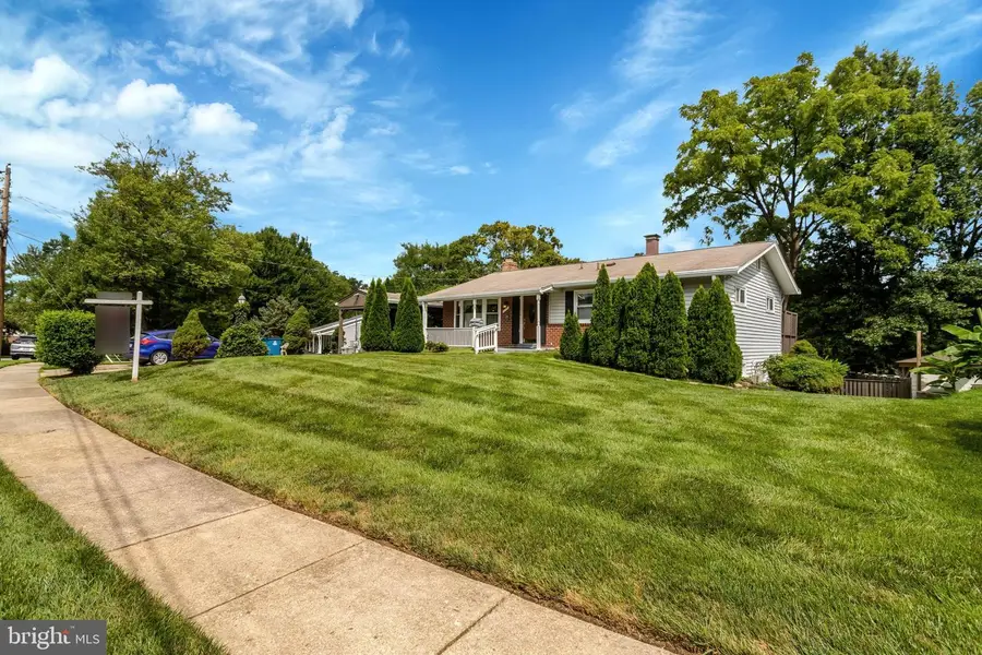 7712 Arlen St, Annandale, VA 22003 - #2