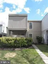 1815 N Shore Ct, RESTON, VA 20190