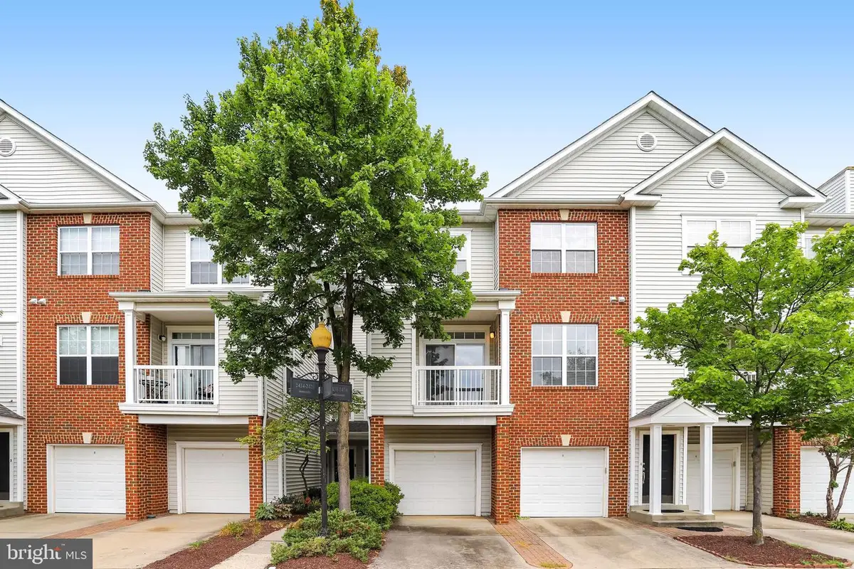 2426 Coopers Branch Ct #2426, Herndon, VA 20171 - #1