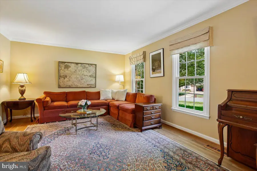 9415 Cello Ct, Vienna, VA 22182 - #3