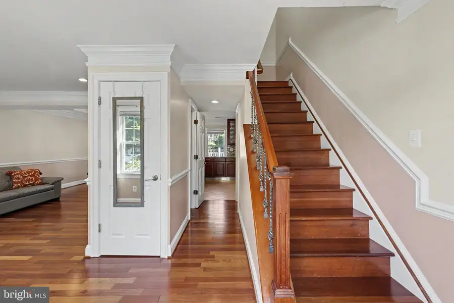 7733 Durer Ct, Springfield, VA 22153 - #2